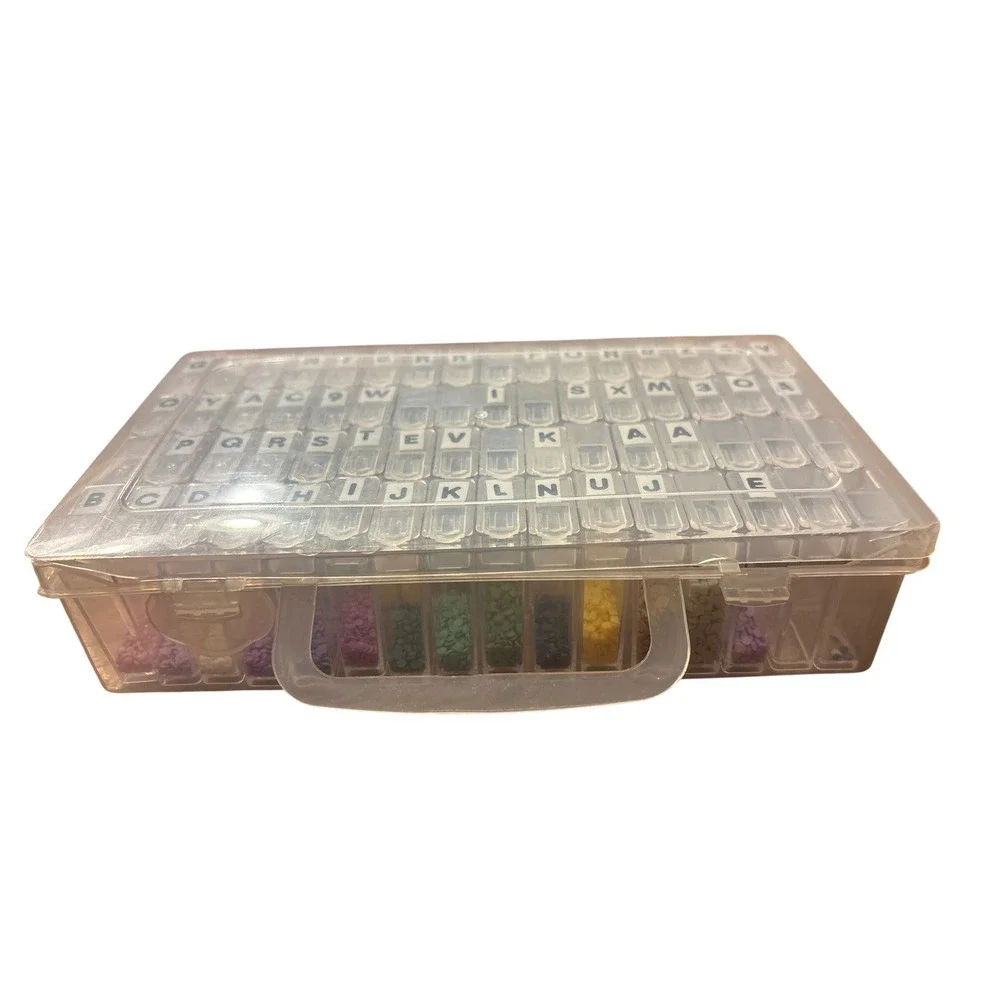 Diamond Painting Storage Case with 60+ Individual Labeled Drill Containers Clear